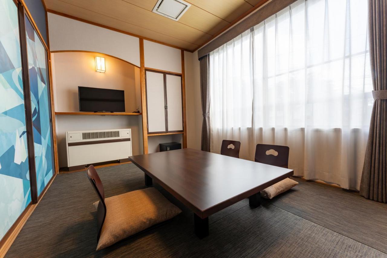 Kamenoi Hotel Kusatsu Yubatake Exterior photo