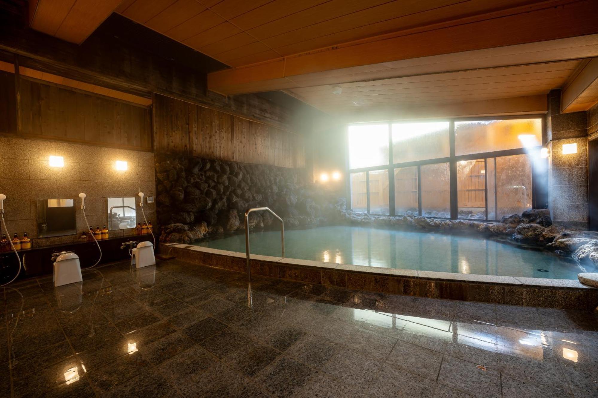 Kamenoi Hotel Kusatsu Yubatake Exterior photo